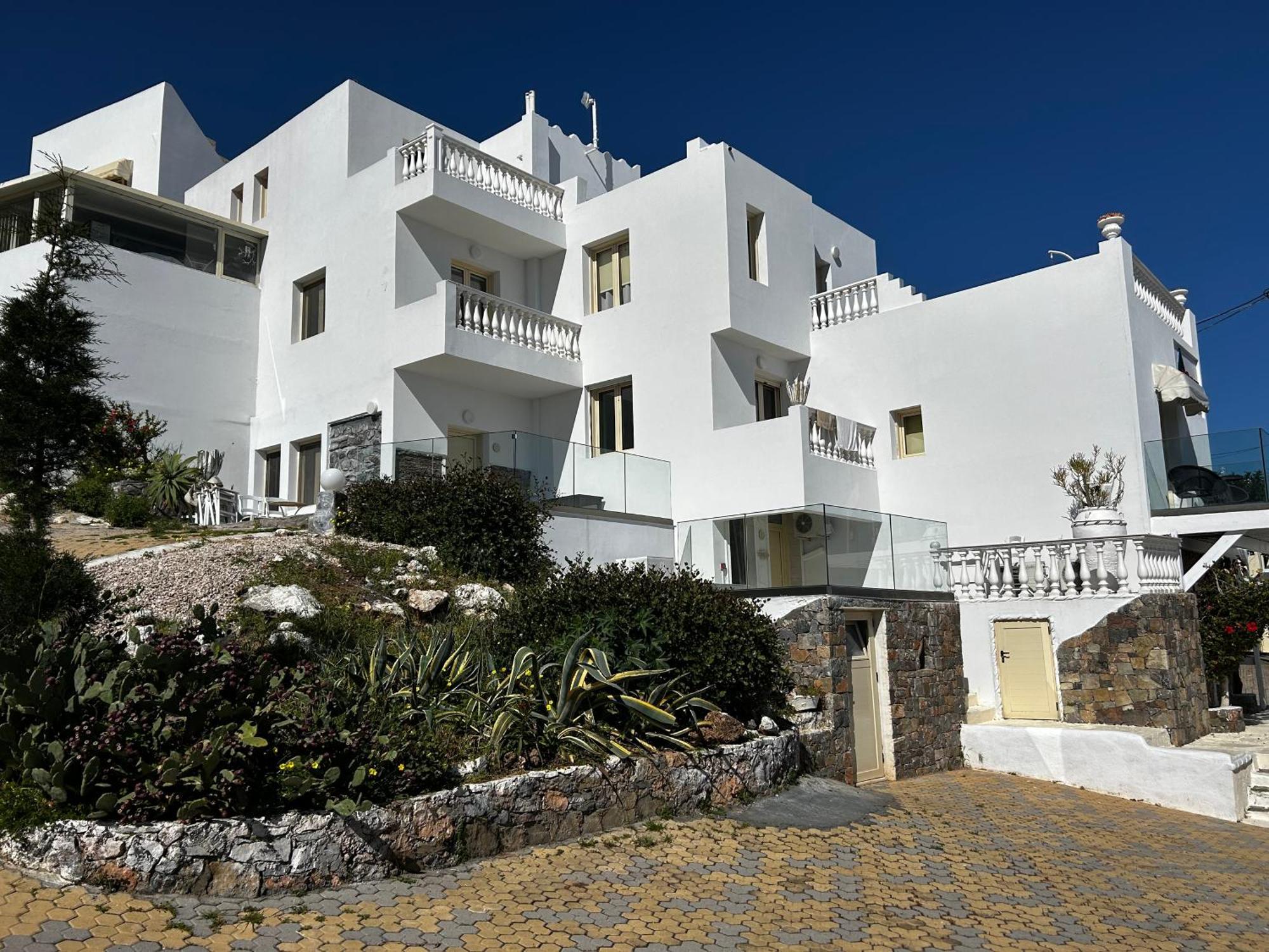 Гостевой дом Entire Villa Duo Sea View *